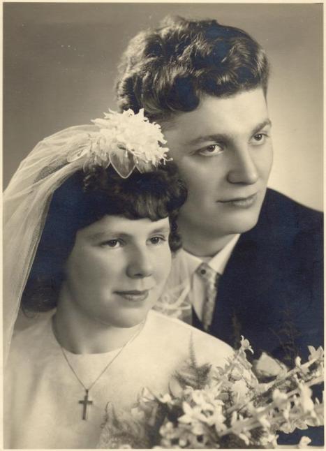 Huwelijksfoto van Simonne Claeys en Firmin Buysse