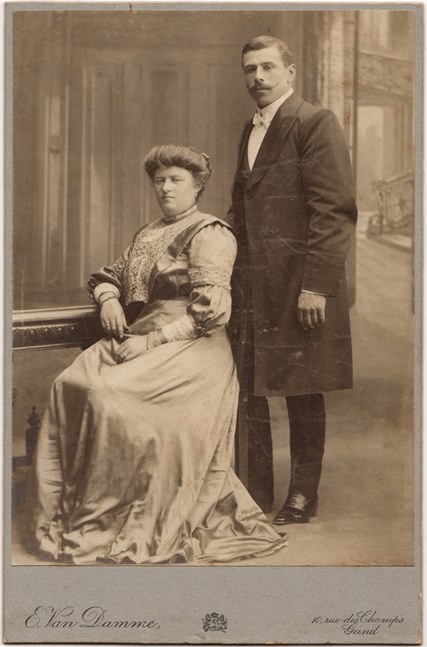 Huwelijksfoto van Clara Van Belle en Arthur De Bock