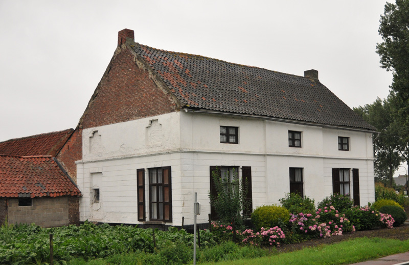 Kluizen, farmhouse