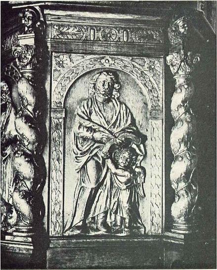 De Evangelist Johannes op de kuip van de kansel