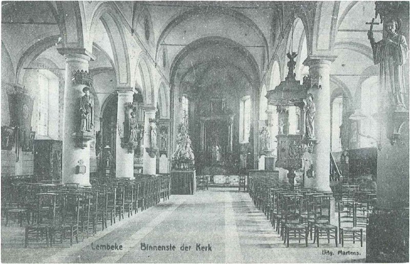 Het interieur van de Sint-Egidiuskerk, in 1920