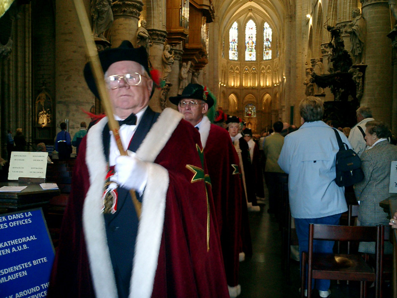 Leaving the Cathedral of St.-Michael and St. Gudule