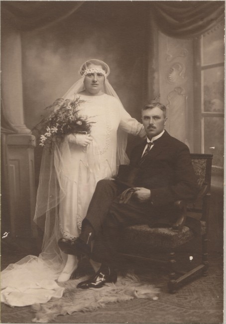 Margaux en Hector op hun huwelijksdag, 11-8-1926