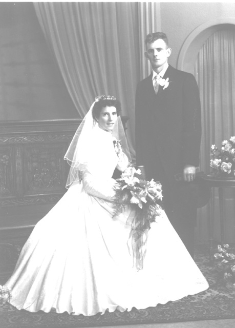 Huwelijksfoto van Agatha en Robert