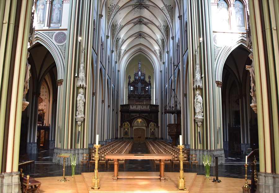 In de St.-Vincentiuskerk van Eeklo