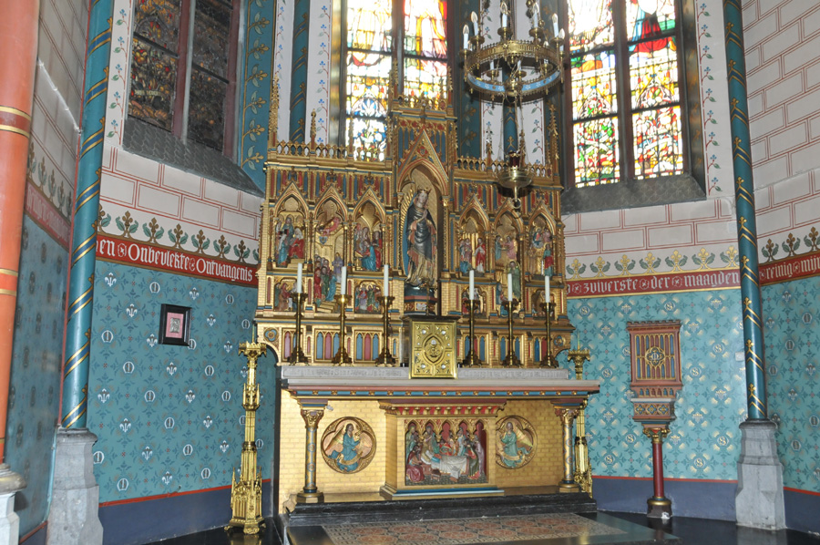 In de St.-Vincentiuskerk van Eeklo