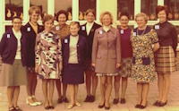 Het onderwijzend personeel van de meisjesschool in 1972