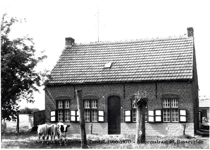 Stroomstraat 49, Oosteeklo