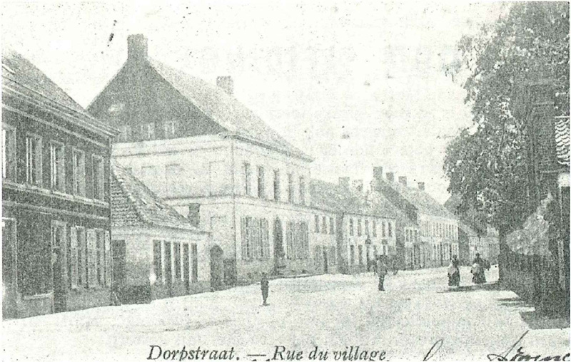 Het begin van de Dorpsstraat te Sleidinge in 1901