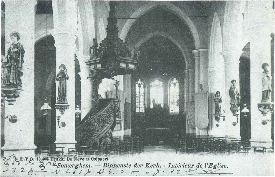 Het binnenste van de kerk te Zomergem in 1903